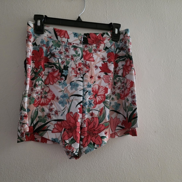 XOXO Floral Skort Size 9/10 Floral Nwot. SKORT ONLY - Picture 9 of 10